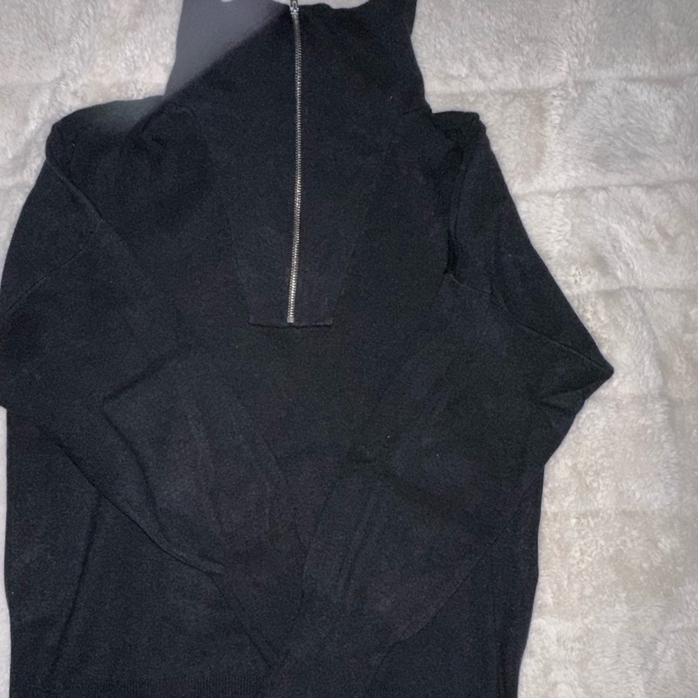 High neck sweater